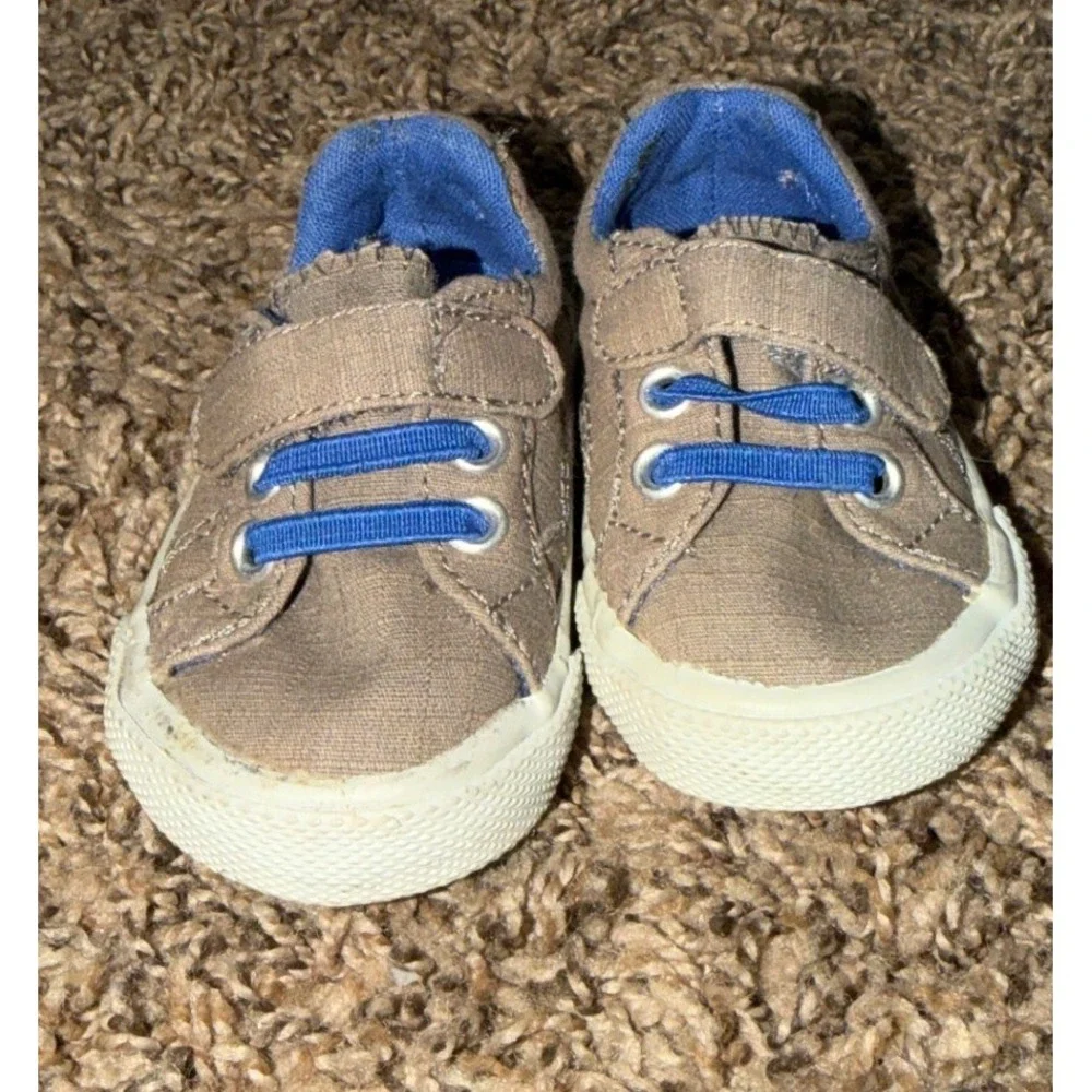 Oshkosh-Genuine Kids-Brown & Blue Canvas Sneakers Size 2